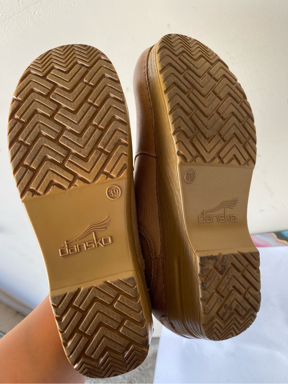 Dansko Frankie Honey Tan Leather Chelsea Clog Ankle Boots Size 39/8.5 - Picture 11 of 11